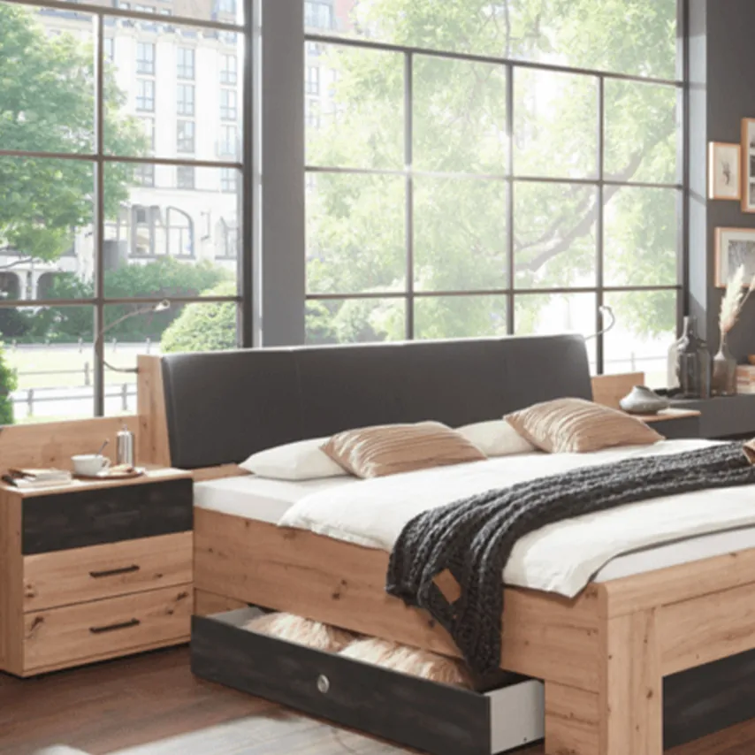 Dřevěná postel a noční stolek SCONTO v ložnici